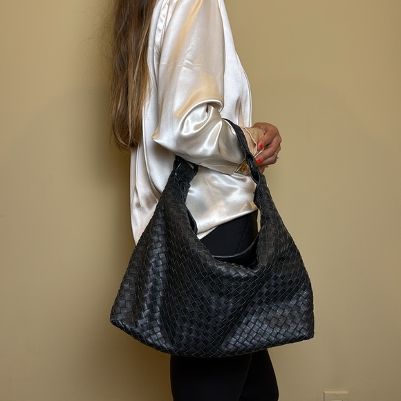 Bottega Veneta Nappa Intrecciato Sloane Hobo Ferro Black - Picture 8 of 11